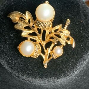 Gold-Tone Pearl Acorn Leaf Brooch - Women Jewelry